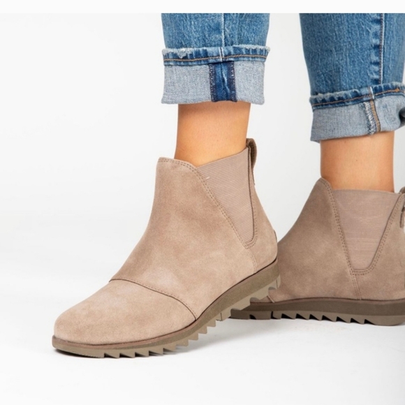 Sorel Women's Harlow Chelsea Bootie